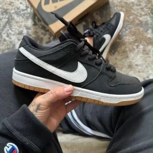 Nike sb black